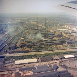 VEB Magdeburger Armaturenwerke "Karl Marx" in Magdeburg-Stadtfeld West : Blickrichtung Südwesten