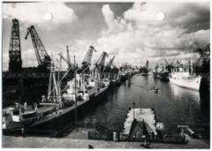 Bremen, Überseehafen
