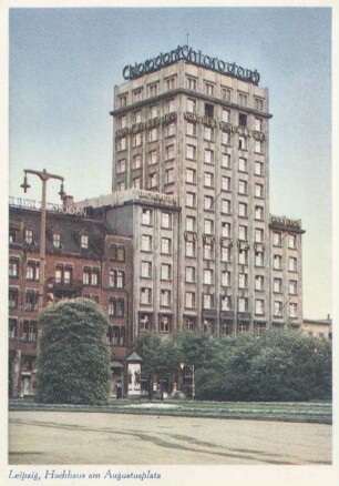 Leipzig: Hochhaus am Augustusplatz