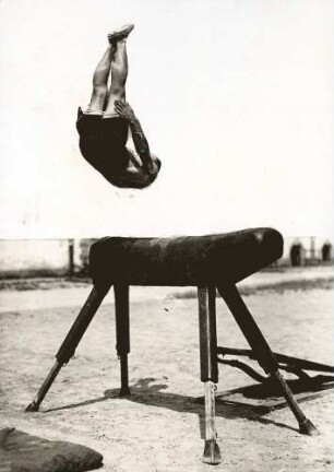 Zugwachtmeister Mäule, Polizeischule 1925