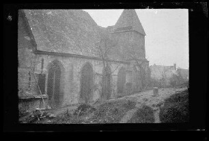 Guise (Dep. Aisne, Frankreich): "Kirche" (Seitansicht)