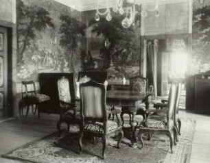 Burgk, Schloß : Burgk. Schloß. Blick aus dem Mittelzimmer durch das Schlafzimmer zum Eckzimmer des 3. Obergeschosses