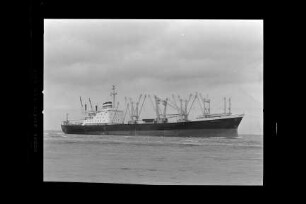 Bavaria (1965), Frachtschiff (reefer), HAPAG, Hamburg, Bau-Nr. 846
