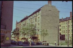Blick in die Uhlandstraße