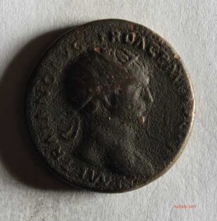 Römische Münze, Nominal Dupondius, Prägeherr Traian, Prägeort Rom, Original