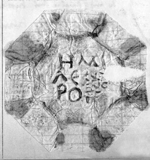 Rundes Bleigewicht mit griechischer Inschrift HMI / ΛΕ(ΙΤ) / ΡΟ(Ν) (=hemileitron) und kleinem Stempel Φ(?)ΙΛ / ΙCΚ / ΟΥ (=Philiskou?)