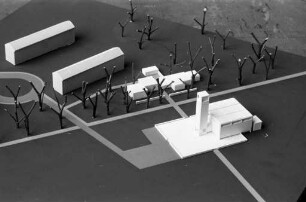 Architekten-Wettbewerb für den Bau des neuen evangelischen Gemeindezentrums in der Waldstadt.