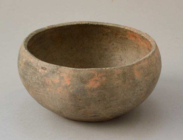 Clay bowl