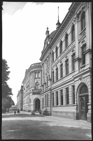 Rumburg. Post, Webereifachschule, Staatsgymnasium
