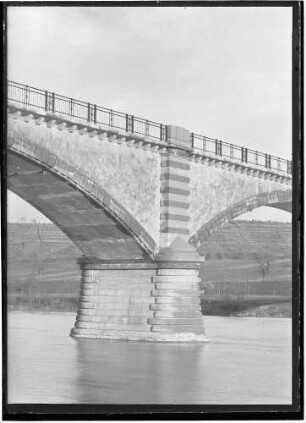 Neckarbrücke Gemmrigheim Ansicht Brückenpfeiler