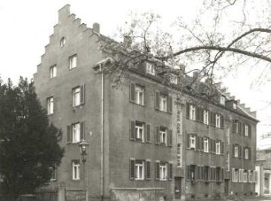 Dresden-Trachau, Platanenstraße 17/17b. Doppelwohnhaus (Wohnsiedlung d. Bauvereins Gartenheim e. G.m.b.H.). um 1928; P. Beck. Straßenansicht