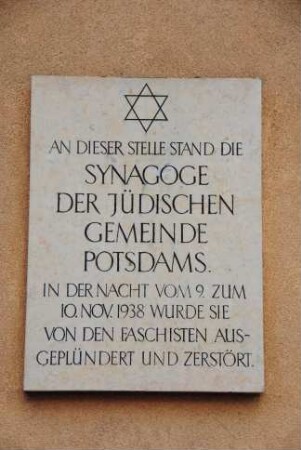 Potsdam, Platz der Einheit 1
