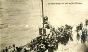 Wilhelm II. geht an Bord des S.M.S. Baden