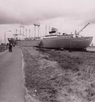 Rostock-Schmarl, Traditionsschiff