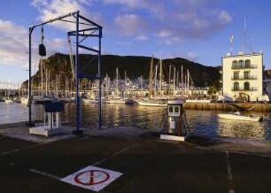 Spanien. Gran Canaria. Puerto de Mogan. Blick auf Hafen