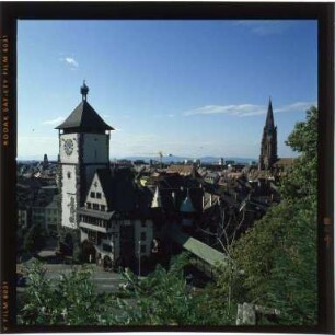 Das Schwabentor mit Altstadt und Münster