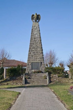 Friedhof, Kriegerdenkmal; Allendorf / Lumda, Auf'm Hasengarn