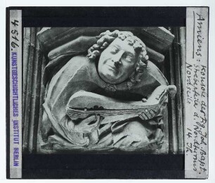 Amiens, Kathedrale Notre Dame : Nordturm, Nordseite, Stebepfeiler, Konsole, Johannes Baptist