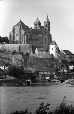 Neuf-Brisach: Breisach vom elsässischen Ufer, Münster