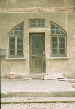 Wäschenbeuren Empfangsgebäude Eingangstür