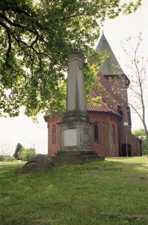 Kirche: Kriegerdenkmal 1870/71