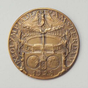 IX. Olympische Spiele 1928, Amsterdam : Medaille. IXte Olympiade Amsterdam 1928, (BronzeTeilnehmermedaille von J. C. Wienecke). Rückseite aus: Nachlass Walther Klemm, Persönliche Papiere. Dresden: SLUB Mscr.Dresd.App.2344,17(4)