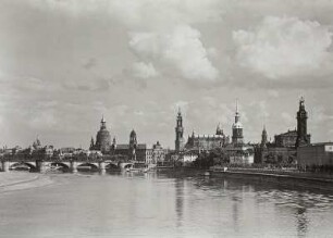 Blick von der Marienbrücke auf die Altstadt