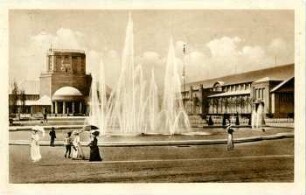 Leuchtspringbrunnen [Intern. Baufachausstellung mit Sonderausstellungen Leipzig 1913 : Offizielle Postkarte]