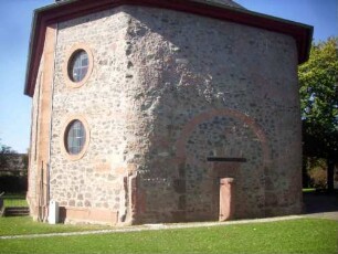 Langhaus von Osten mit vermauertem Triumphbogen