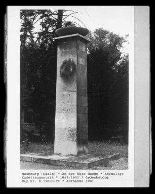 Ehemalige Kadettenanstalt — Denkmal
