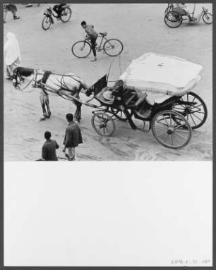 Droschke in Marrakesch : Eine Droschke auf der Djemaa el Fna in der marokkanischen Stadt Marrakesch