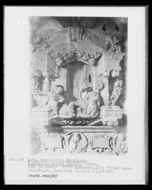 Wandaltar mit Darstellung der Geburt Christi