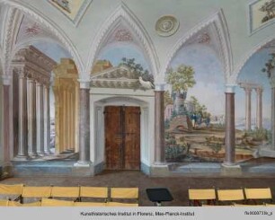 Freskenausmalung mit mythologischen Figuren : Südwand
