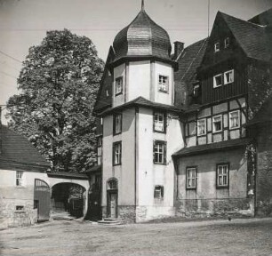 Treuen : Oberes Stadtgut, ehemaliges Rittergut, Hof mit altem Fachwerkbau