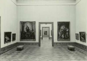 Gemäldegalerie, Raumflucht : Gemäldegalerie. Erstes Obergeschoss, Raum 106 (Italiener), mit Blick nach Raum 108