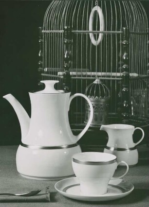 Service "Rotunda" von Tapio Wirkkala und Richard Scharrer