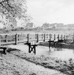 Kurpark: Holzbrücke über die Beste