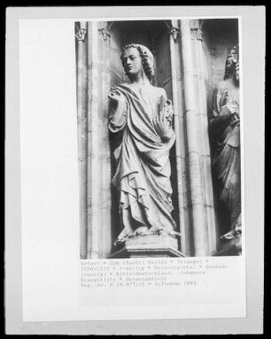 Triangel — Nordostportal — Statue