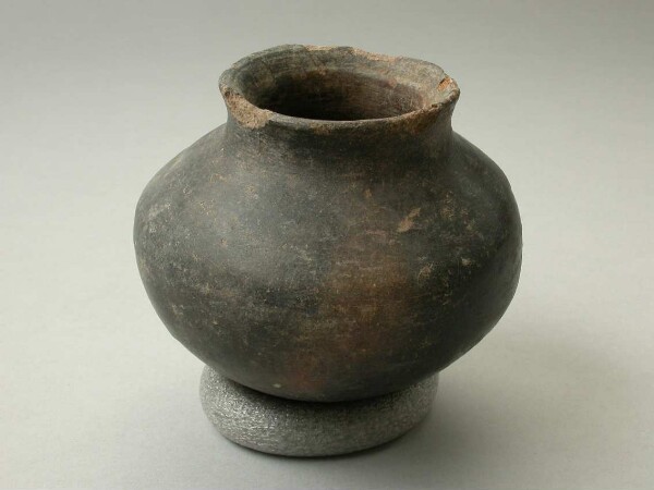 Clay vessel