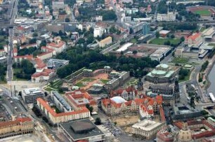 Dresden : Terrassenufer, Semperoper, Zwinger
