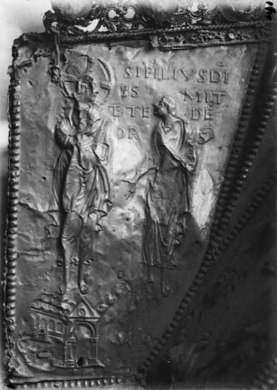 Dachrelief: Versuchung Christi auf der Zinne des Tempels