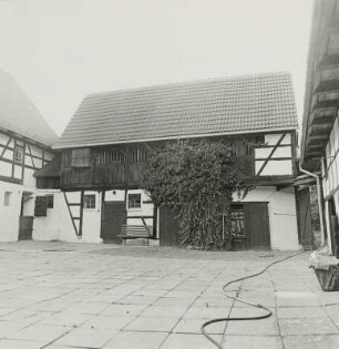 Glauchau-Höckendorf, Stall mit Oberlaube des Vierseithofes
