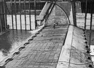 Wehrbaustelle der Staustufe Zeltingen/Mosel