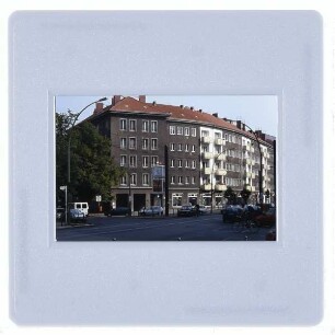 Berlin, Wohn- u. Geschäftshaus Schwedter Str./Kastanienallee