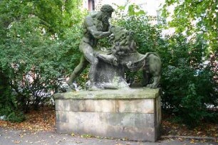 Herkules im Kampf mit dem Nemëischen Löwen