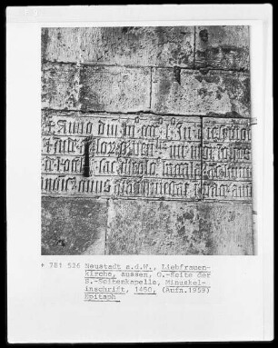 Minuskelinschrift auf einem Epitaph