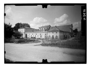 Basedow, Dorfstraße 80-85. Marstall (1835-1838; F. A. Stüler). Ansicht von Südost