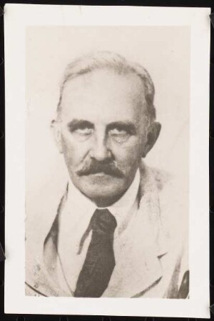 Portrait Hugo Wach: Portrait von Hugo Wach