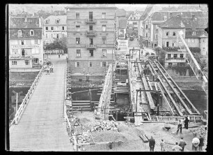 Bau der neuen Tauberbrücke, Blick auch auf Notbrücke