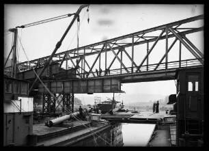 Aufbau Mainbrücke